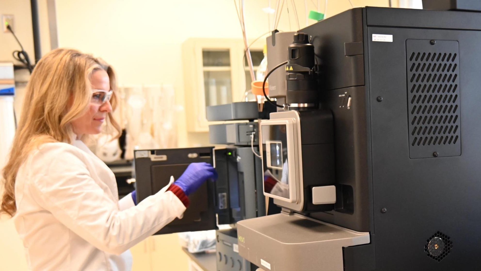 Research Laboratory Fights for Firefighters