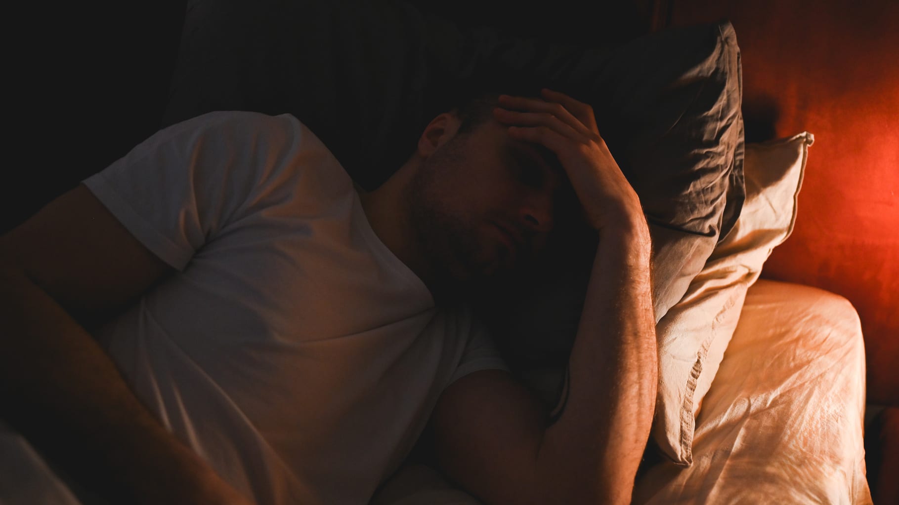 Why Firefighters Should Pay Attention to Red Light to Optimize Sleep